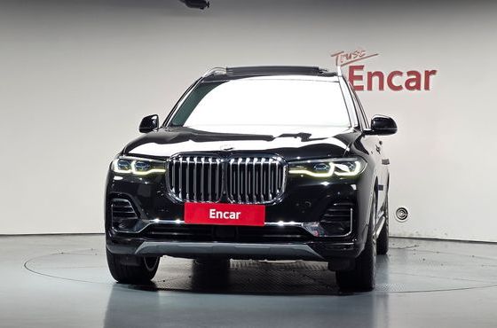 BMW X7 xDrive 40i Design Pure Excellence 6-Seater — пробег 155 762 км — фото 3 из 5