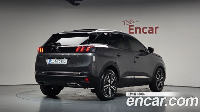 Peugeot 3008 1.2 Pure Tech GT — пробег 7 289 км — фото 2 из 5
