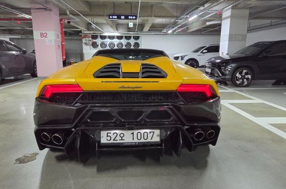 Lamborghini Huracan LP580-2 Spider — пробег 29 812 км — фото 4 из 5