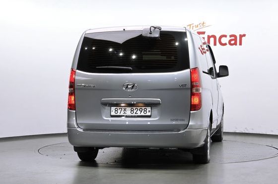 Hyundai Starex 5-Seater VAN CVX Premium — пробег 127 959 км — фото 4 из 5