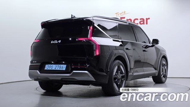 Kia EV9 Long Range 4WD Earth — пробег 69 371 км — фото 2 из 5