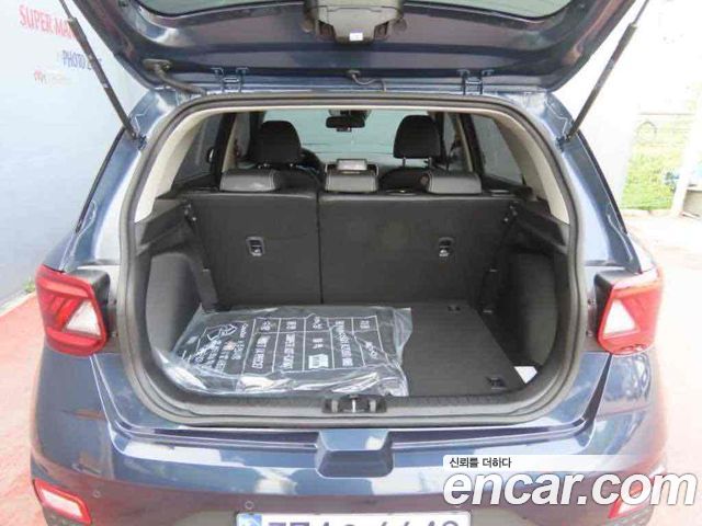 Hyundai Venue из Кореи Encar