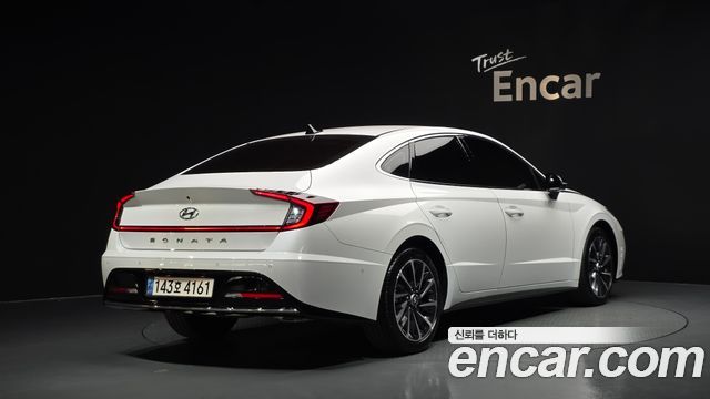 Hyundai Sonata 2.0 Premium Plus — пробег 36 277 км — фото 2 из 5