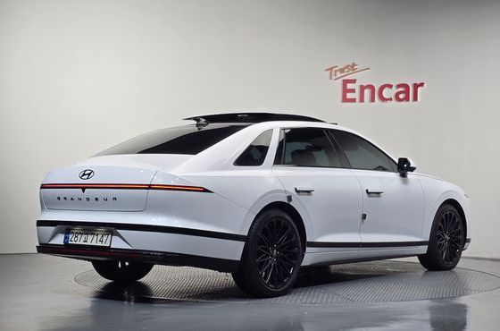 Hyundai Grandeur Calligraphy — пробег 33 311 км — фото 2 из 5
