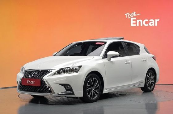 Lexus CT200h 1.8 Supreme ZWA10 — пробег 98 815 км — фото 1 из 5