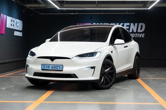 Tesla Model X AWD — пробег 2 830 км — фото 2 из 5