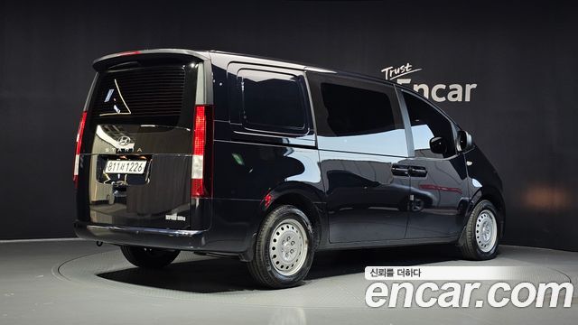 Hyundai Staria из Кореи Encar