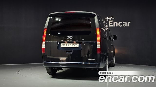 Hyundai Staria из Кореи Encar