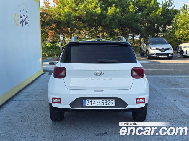 Hyundai Venue 1.6 Flux — пробег 60 968 км — фото 4 из 5