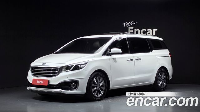 Kia Carnival 9-seater Luxury — пробег 141 770 км — фото 1 из 5