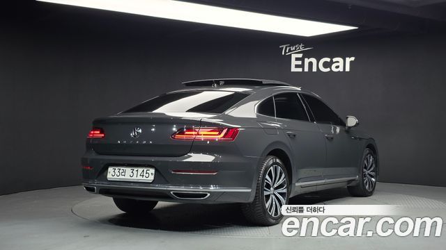 Volkswagen Arteon 2.0 TDI Premium — пробег 81 004 км — фото 2 из 5