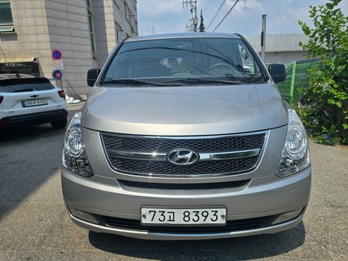 Hyundai Starex 12-Seater Wagon CVX Luxury — пробег 116 268 км — фото 1 из 5