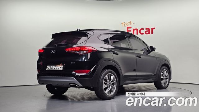 Hyundai Tucson из Кореи Encar