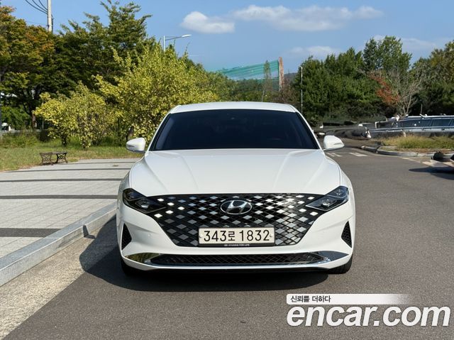 Hyundai Grandeur 2.5 Premium Choice — пробег 30 790 км — фото 1 из 5