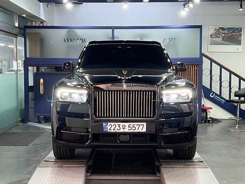 Rolls-Royce Cullinan 6.7 V12 Black Badge — пробег 8 400 км — фото 3 из 5