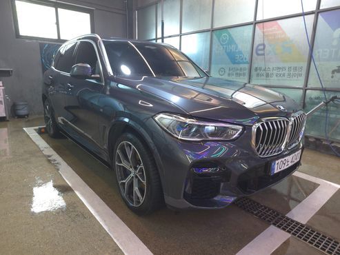 BMW X5 xDrive 30d M Sport — пробег 88 000 км — фото 3 из 5
