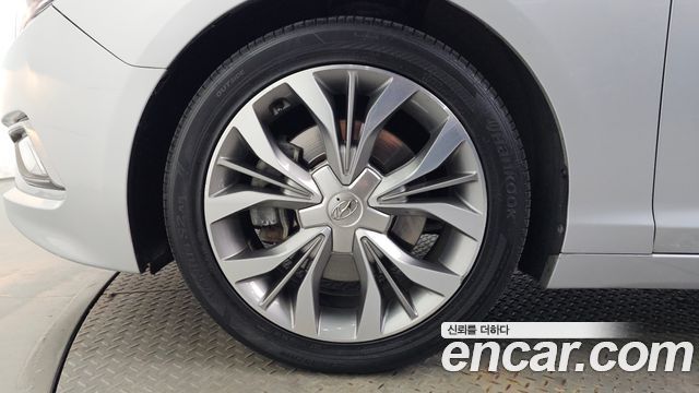 Hyundai Sonata 2.0 Smart Special — пробег 151 213 км — фото 5 из 5