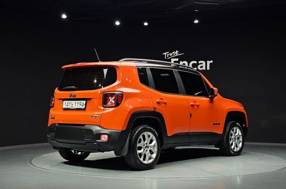Jeep Renegade 2.0 Diesel Longitude AWD — пробег 113 811 км — фото 2 из 5