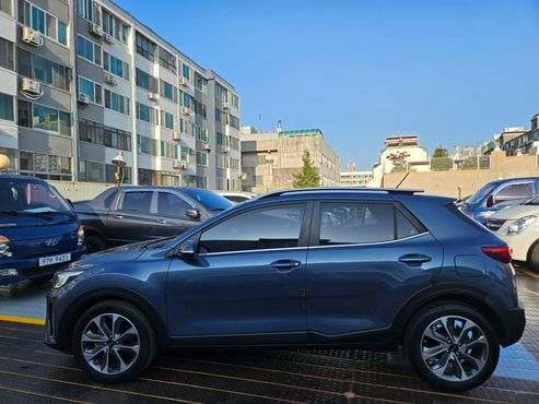 Kia Stonic Diesel 1.6 Prestige — пробег 55 536 км — фото 3 из 5