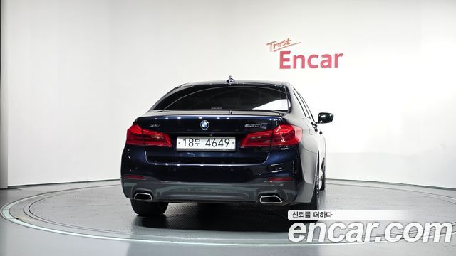 BMW 5-Series 530i xDrive M Sport Package Plus — пробег 174 254 км — фото 4 из 5