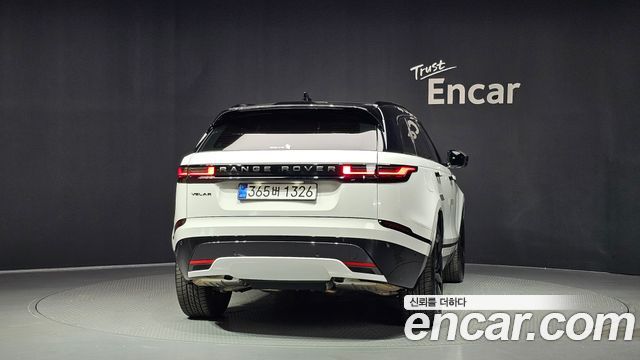 Land Rover Range Rover Velar 2.0 P250 Dynamic SE — пробег 10 166 км — фото 4 из 5
