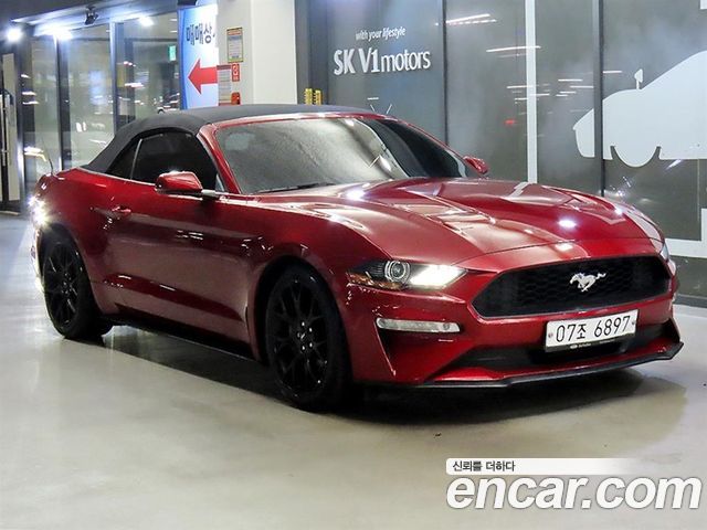Ford Mustang Convertible — пробег 136 455 км — фото 1 из 5