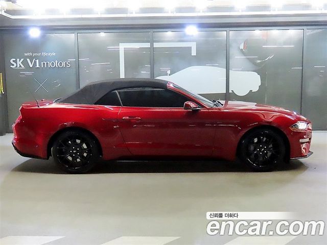 Ford Mustang Convertible — пробег 136 455 км — фото 3 из 5