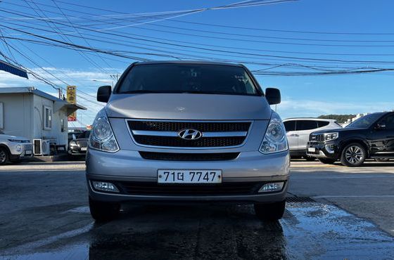 Hyundai Starex 4WD 11-Seater Wagon HVX VIP Package — пробег 173 444 км — фото 1 из 5