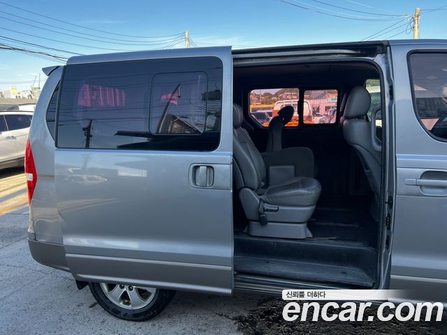 Hyundai Starex 4WD 11-Seater Wagon HVX VIP Package — пробег 173 444 км — фото 5 из 5