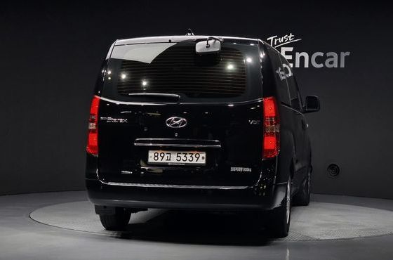 Hyundai Starex Van 3-Seater Smart — пробег 53 362 км — фото 4 из 5