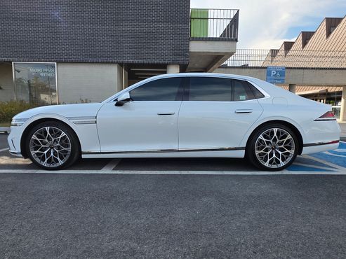 Genesis G90 Gasoline 3.5 Turbo e-S/C AWD — пробег 55 700 км — фото 2 из 5