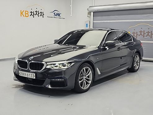 BMW 5-Series 520d xDrive M Sport Package Plus — пробег 94 499 км — фото 1 из 5