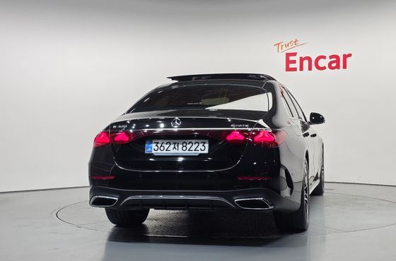 Mercedes-Benz E-Class E300 4MATIC AMG Line — пробег 32 448 км — фото 4 из 5