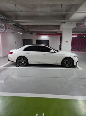 Mercedes-Benz E-Class E300 4MATIC AMG Line — пробег 18 500 км — фото 3 из 5