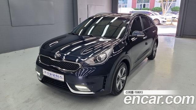Kia Niro Noblesse — пробег 102 042 км — фото 3 из 5
