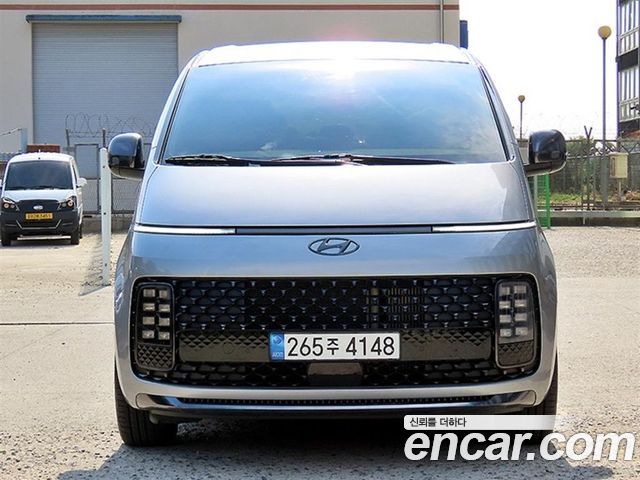 Hyundai Staria Lounge 9-Seater Prestige — пробег 104 801 км — фото 1 из 5