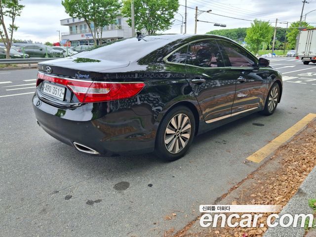 Hyundai Grandeur Premium — пробег 192 472 км — фото 5 из 5