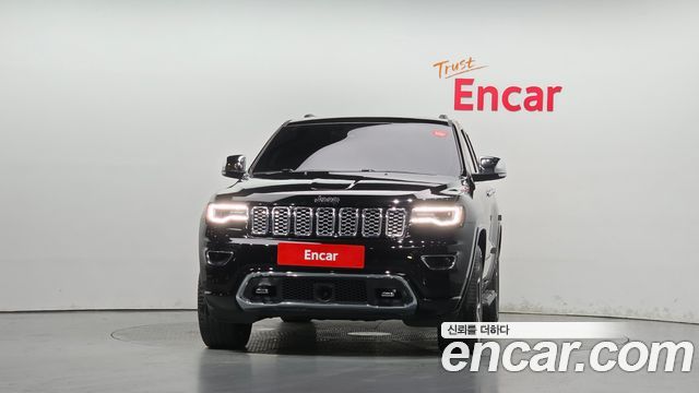 Jeep Cherokee 3.6 Overland WK2 — пробег 28 743 км — фото 3 из 5
