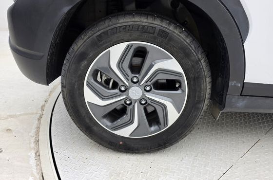 Hyundai Kona Smart — пробег 13 950 км — фото 5 из 5