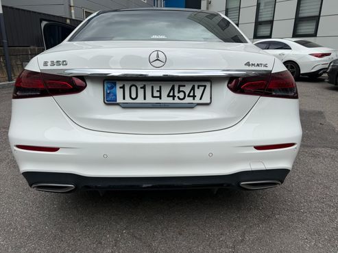 Mercedes-Benz E-Class E350 4MATIC AMG Line — пробег 65 089 км — фото 4 из 5