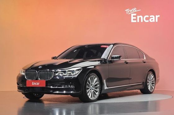BMW 7-Series 750Li xDrive — пробег 63 170 км — фото 1 из 5