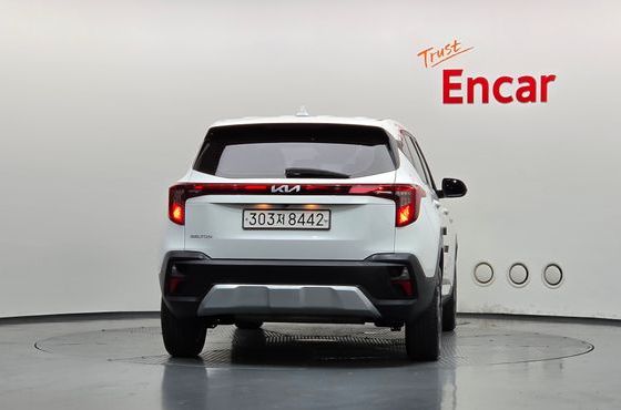 Kia Seltos Gasoline 2.0 2WD Trendy — пробег 54 916 км — фото 4 из 5