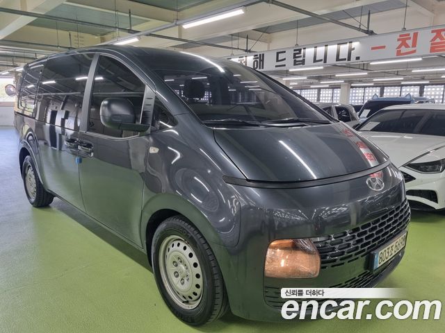 Hyundai Staria Cargo 5-Seater Smart — пробег 237 406 км — фото 3 из 5