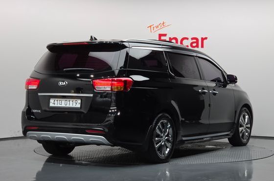 Kia Carnival 9-seater Noblesse — пробег 57 108 км — фото 2 из 5