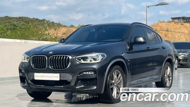BMW X4 xDrive20i M Sport X — пробег 73 884 км — фото 1 из 5