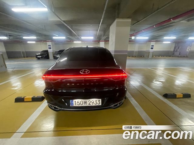 Hyundai Grandeur 2.5 Calligraphy — пробег 95 000 км — фото 3 из 5