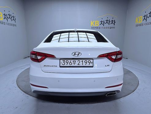 Hyundai Sonata LPI Premium — пробег 250 069 км — фото 4 из 5
