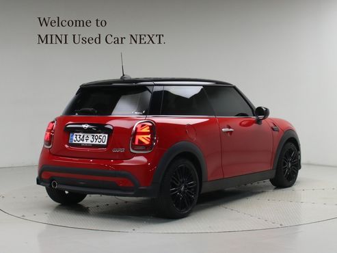 Mini Cooper Classic Plus Launch Pack Third Generation — пробег 33 164 км — фото 2 из 5