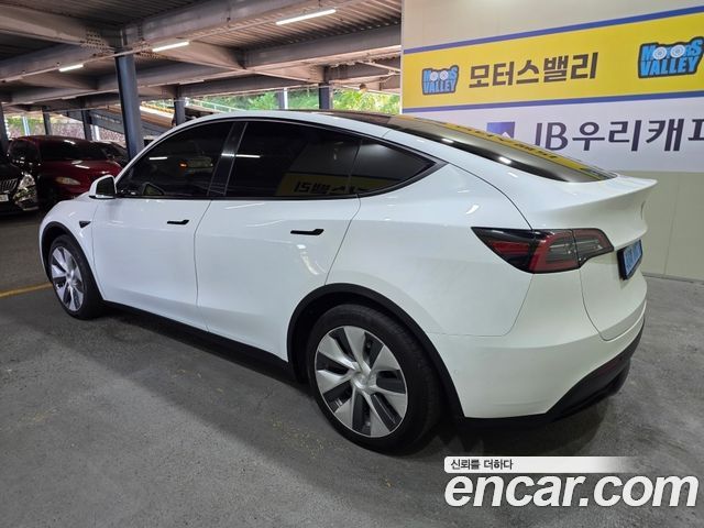 Tesla Model Y Long Range AWD — пробег 89 508 км — фото 4 из 5