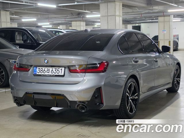 BMW 3-Series 320i M Sport — пробег 4 435 км — фото 2 из 5